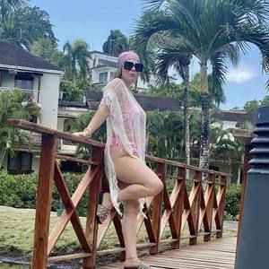 Meet your Posher, Karen